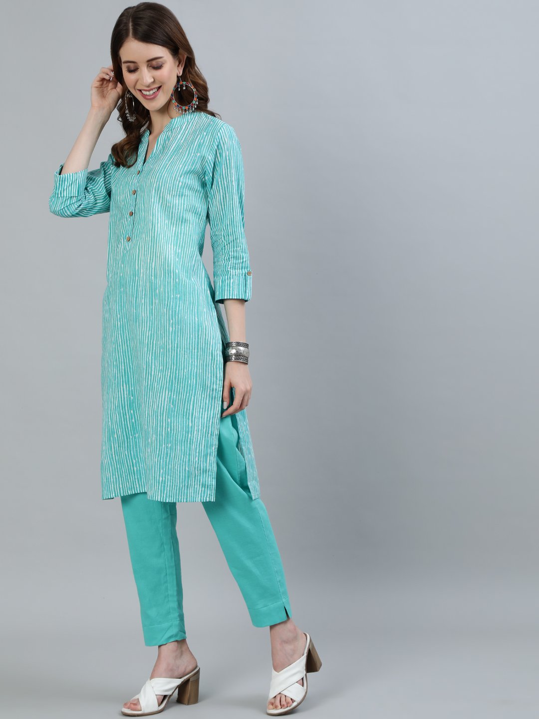 Ishin Women's Sea Green Stripe Printed Straight Kurta With Trouser