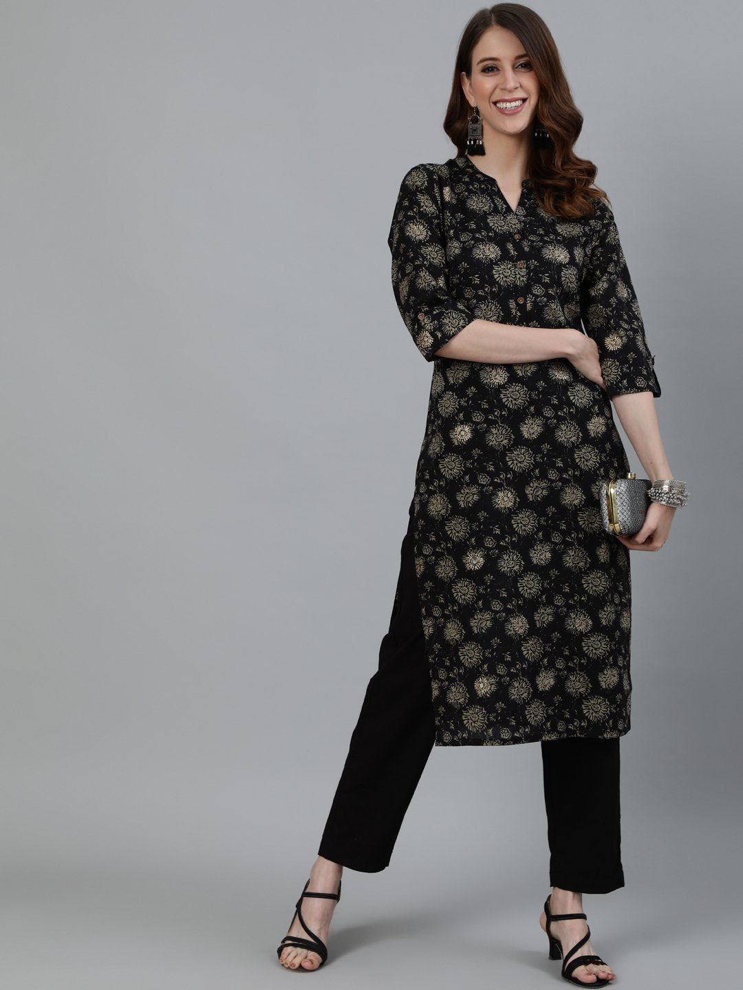 Ishin Women's Black Floral Printed Straight Kurta With Trouser