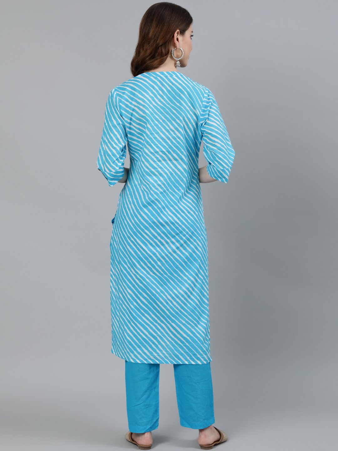 Ishin Women's Blue Leheriya Straight Kurta With Trouser