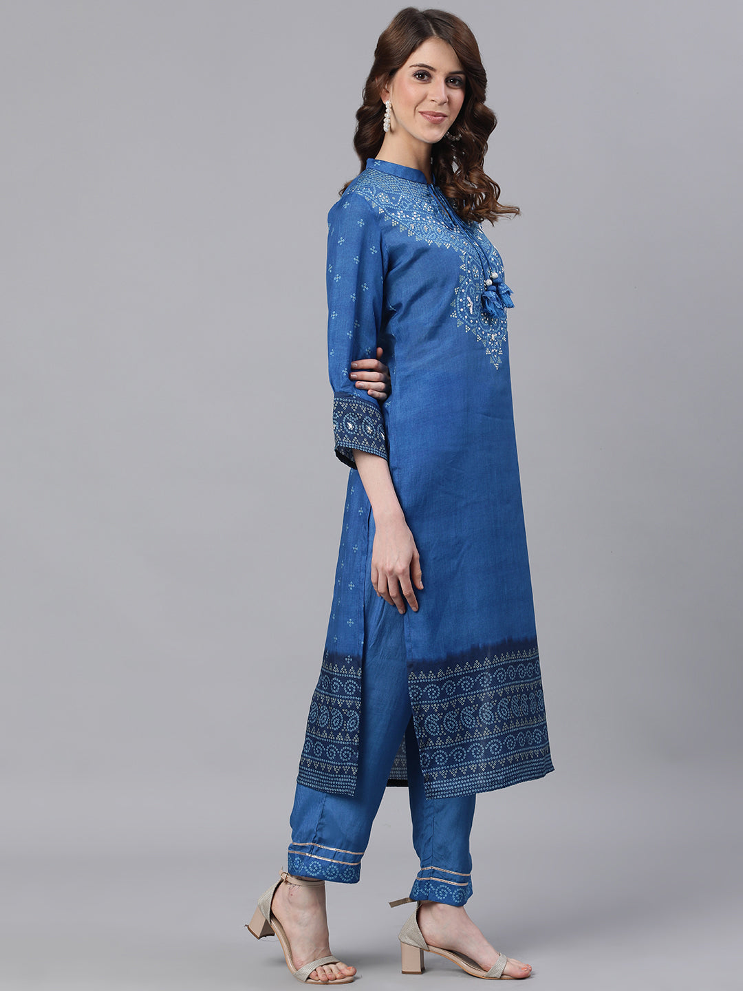 Women Blue Printed Kurta with Trousers & Dupatta