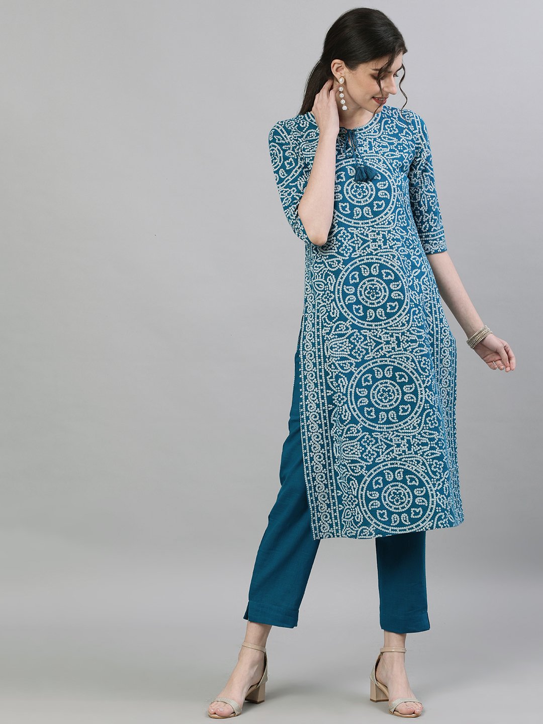 Ishin Women's Cotton Blue Bandhani Embellished Straight Kurta Trouser Set