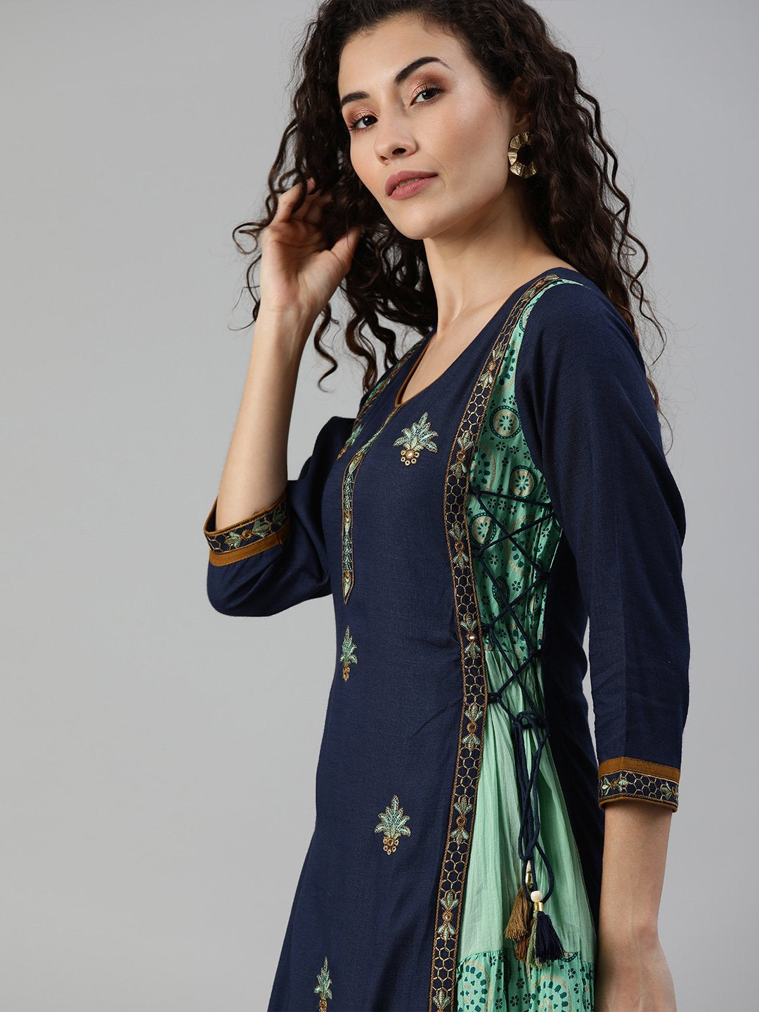 Ishin Women's Rayon Blue & Sea Green Embroidered Layered Kurta