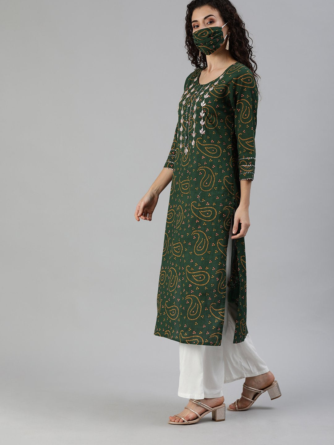 Ishin Women's Green Yoke Design Bandhani A-Line Kurta