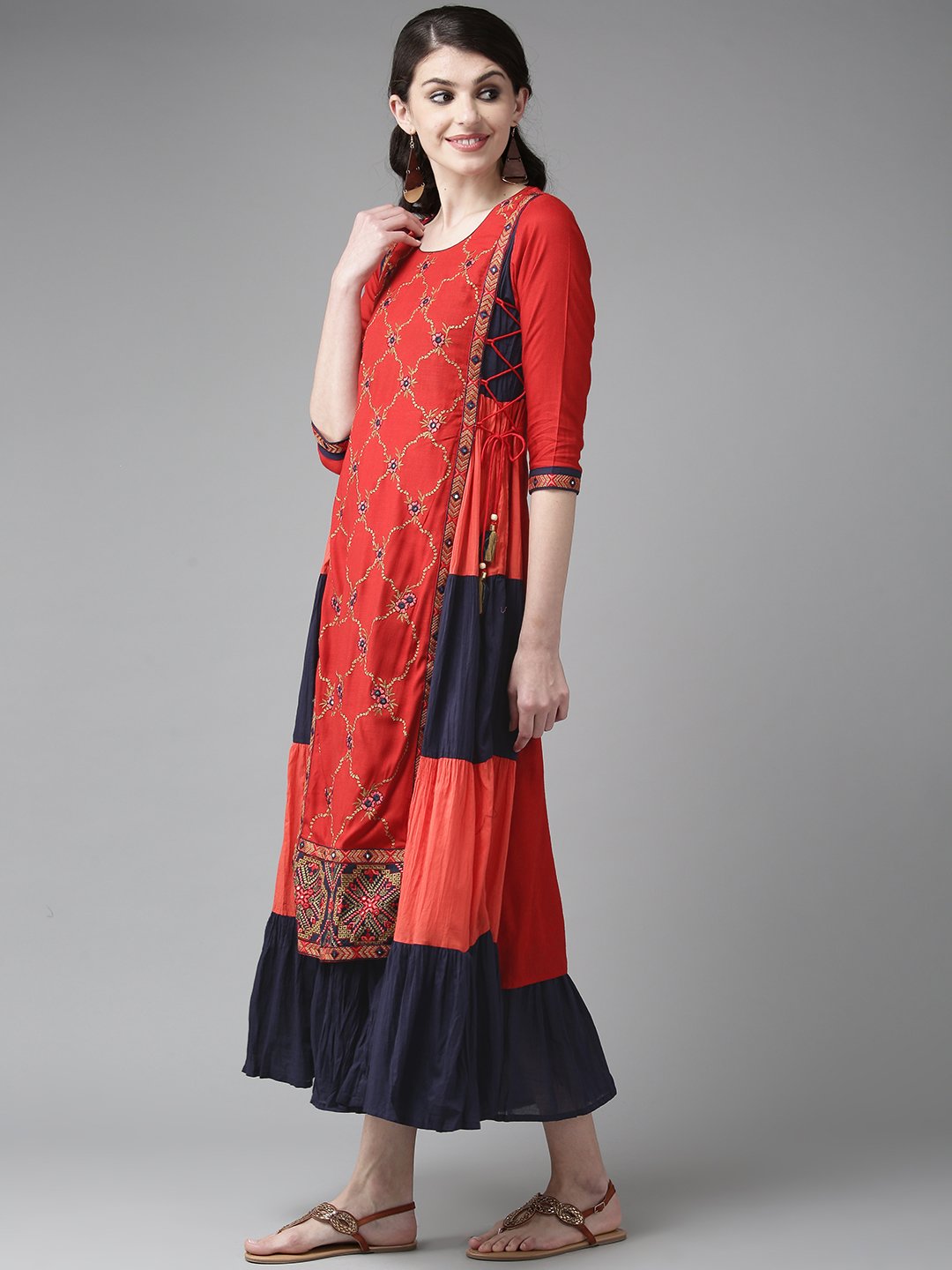 Ishin Women's Rayon Red & Navy Blue Embroidered Layered Tiered Anarkali Kurta