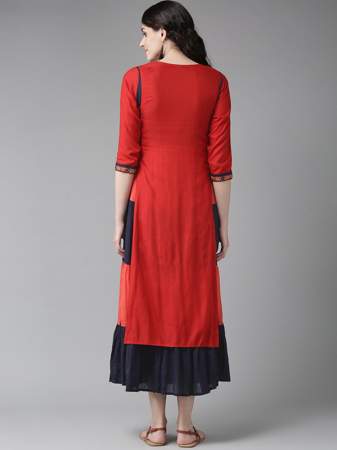 Ishin Women's Rayon Red & Navy Blue Embroidered Layered Tiered Anarkali Kurta