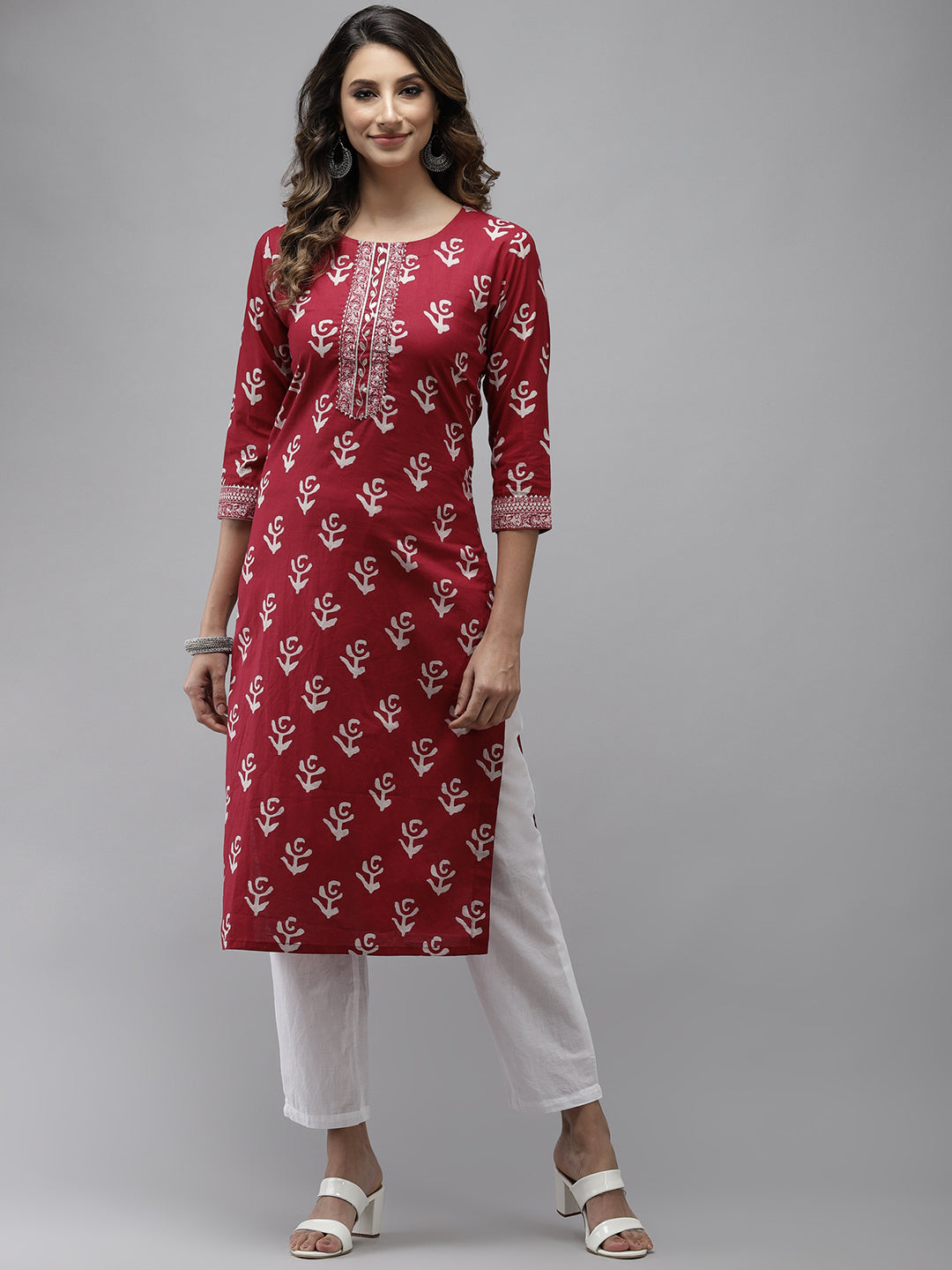 Ishin Women's Cotton Blend Pink Embroidered A-Line Kurta