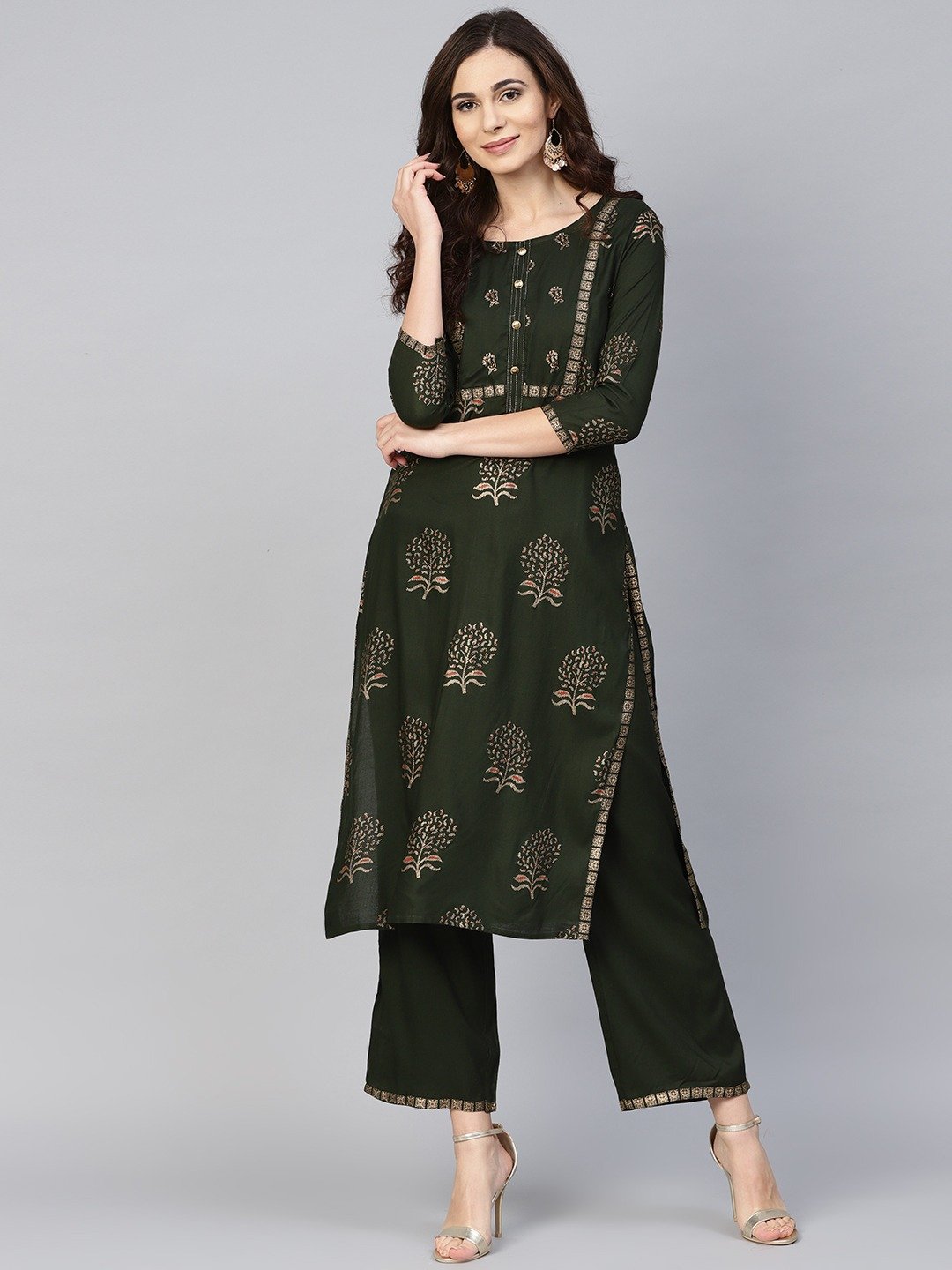 Ishin Women's Rayon Green Foil Printed Straight Kurta Palazzo Set